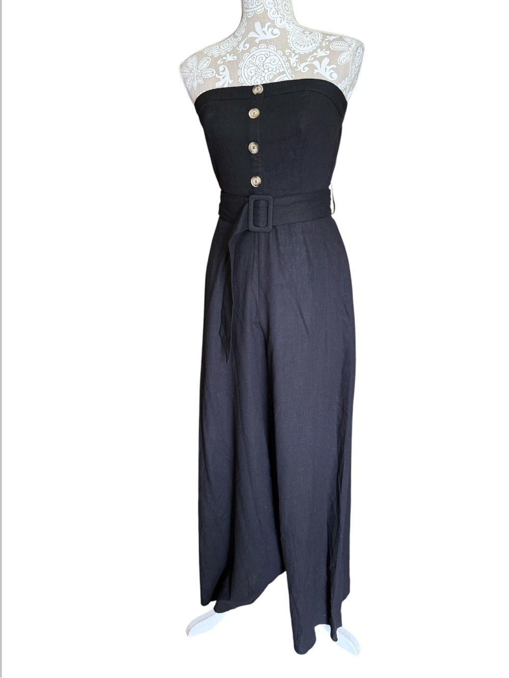 Aakaa sleeveless jumpsuit